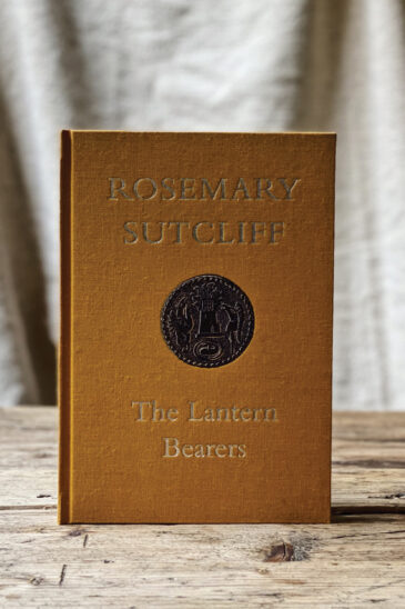 Rosemary Sutcliff, The Lantern Bearers - Slightly Foxed