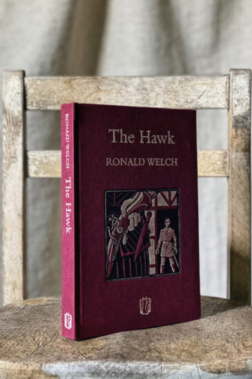 Ronald Welch, The Hawk - Slightly Foxed Cubs